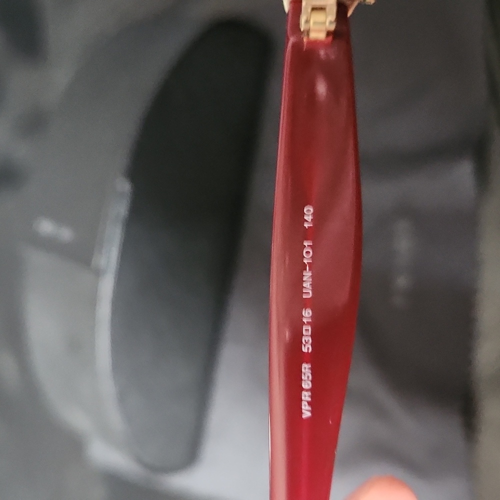 Prada eyeglasses - Picture 5 of 7